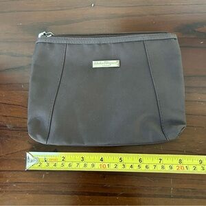 Free item: airline pouch